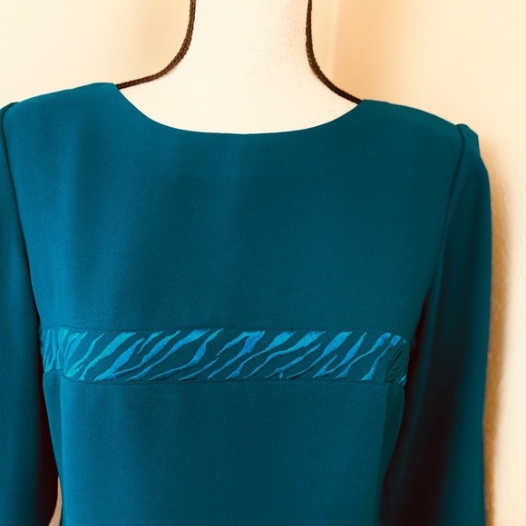 Cynthia Howie For Maggy Boutique Dress. Blue Greenish Sz 6 - Picture 4 of 10